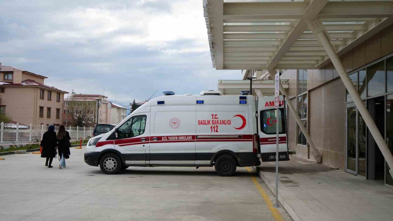 Apartmanın 3’ncü katından düşen kadın ağır yaralandı