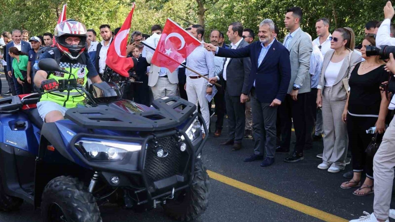 Serinyol-Madenli yolunun açılışına motosiklet korteji renk kattı