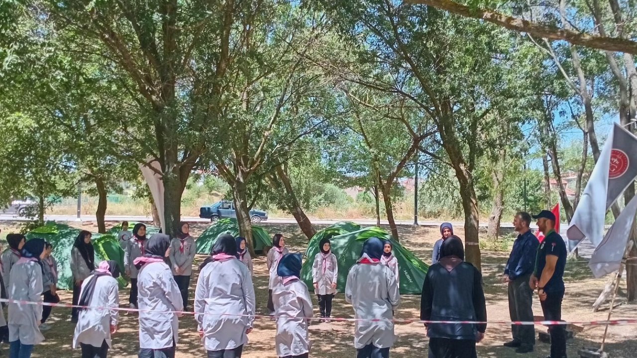 Kütahya’da izcilik kampı düzenlendi