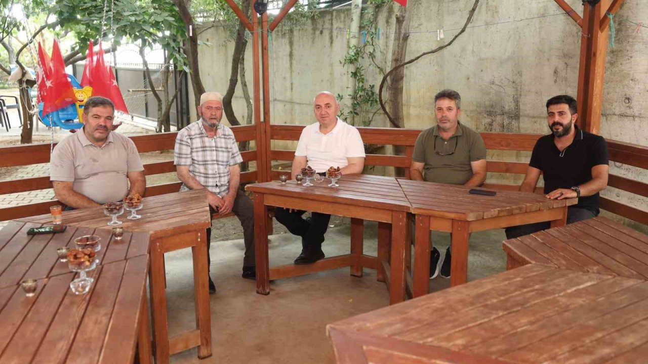 Darıca’da hacdan dönen vatandaşlara "hayırlı olsun" ziyareti