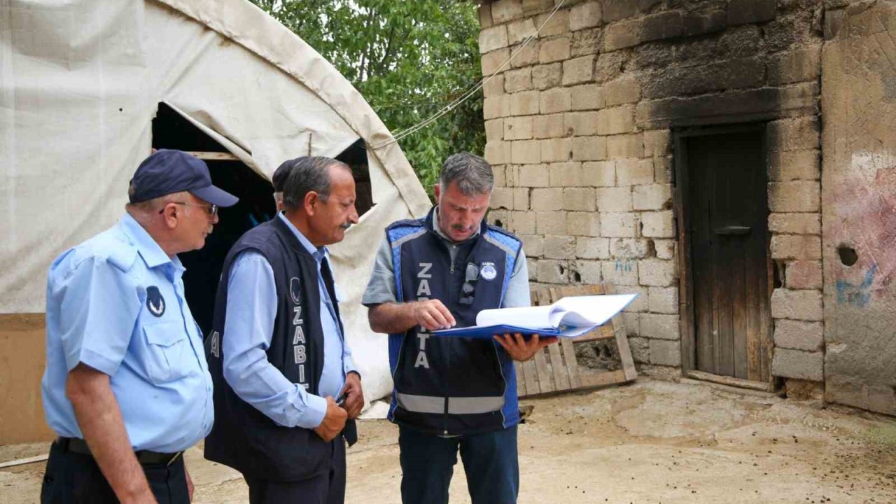 Van’da mahalle aralarında bulunan ahırlar için son uyarı