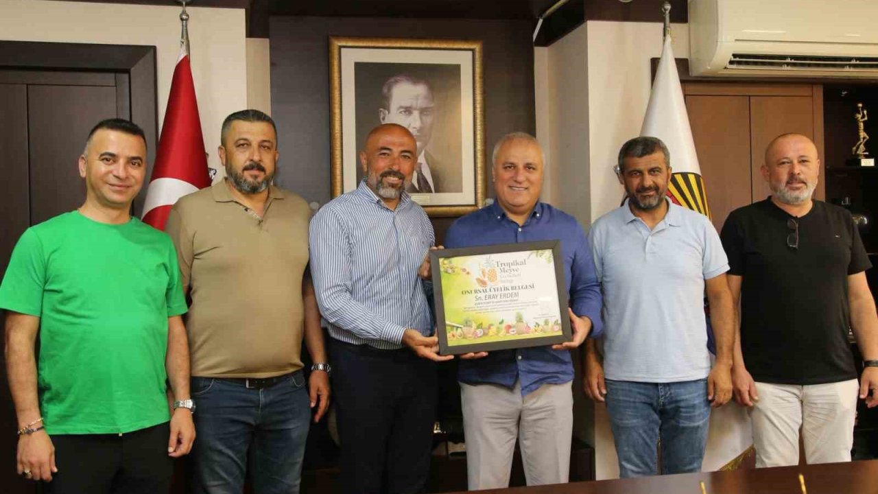 ALTSO Başkanı onursal üye oldu