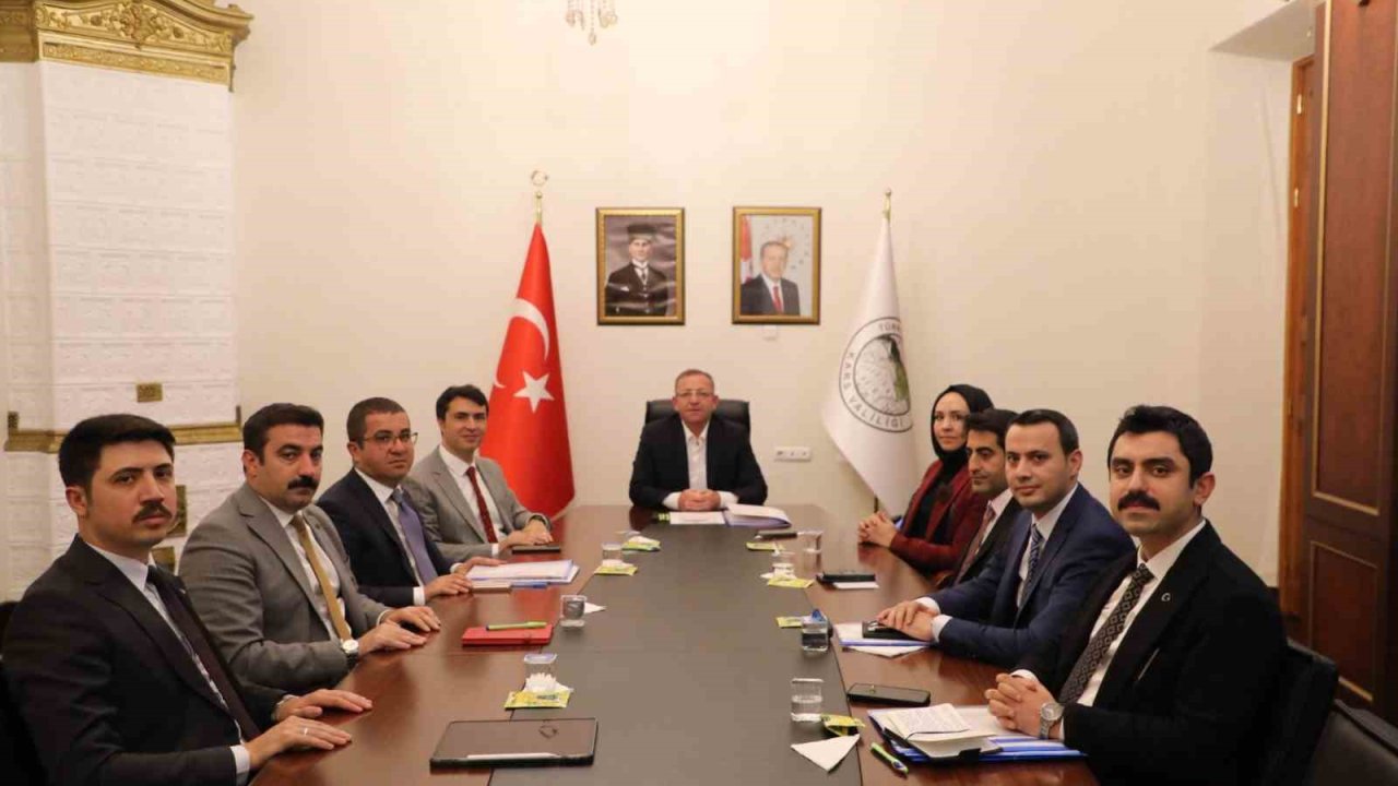 Kars’ta kaymakamlar toplantısı gerçekleştirildi