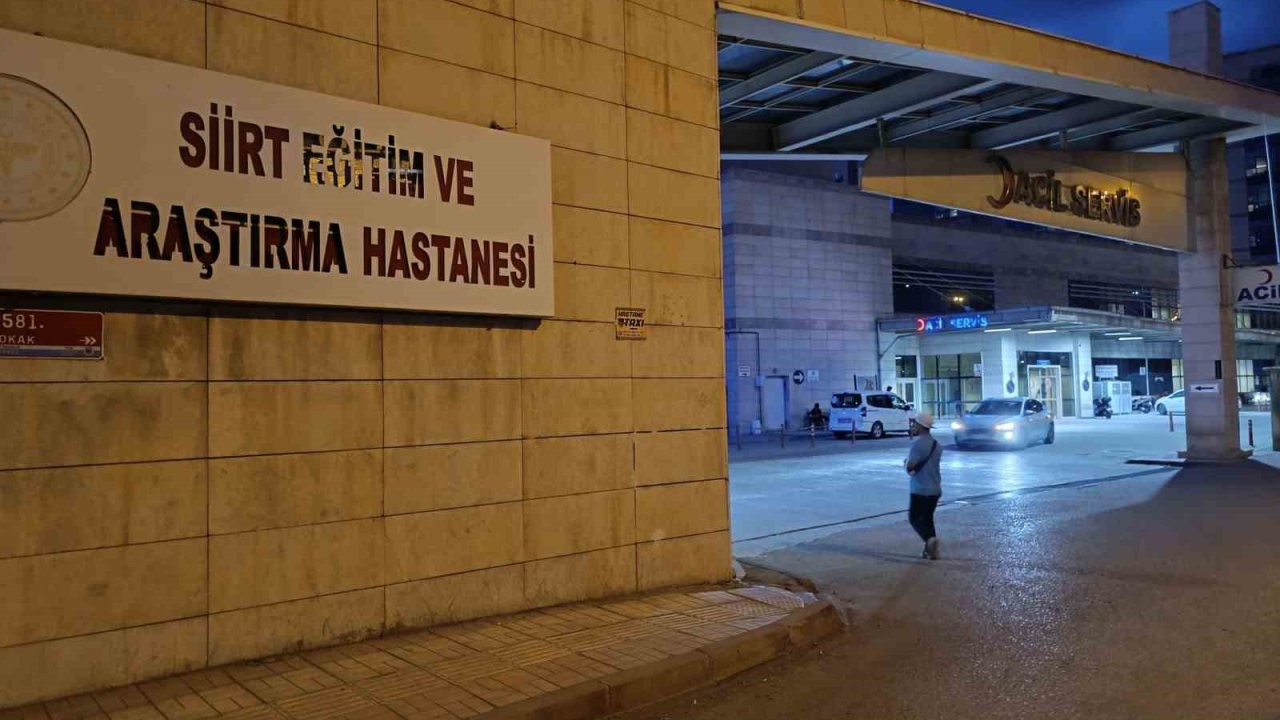 Siirt’te minibüsün çarptığı 12 yaşındaki kız ağır yaralandı