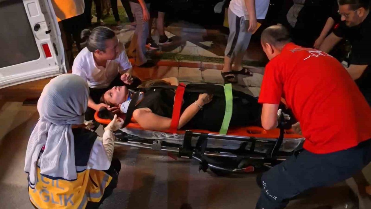 Aksaray’da 2 otomobil çarpıştı: 1 yaralı