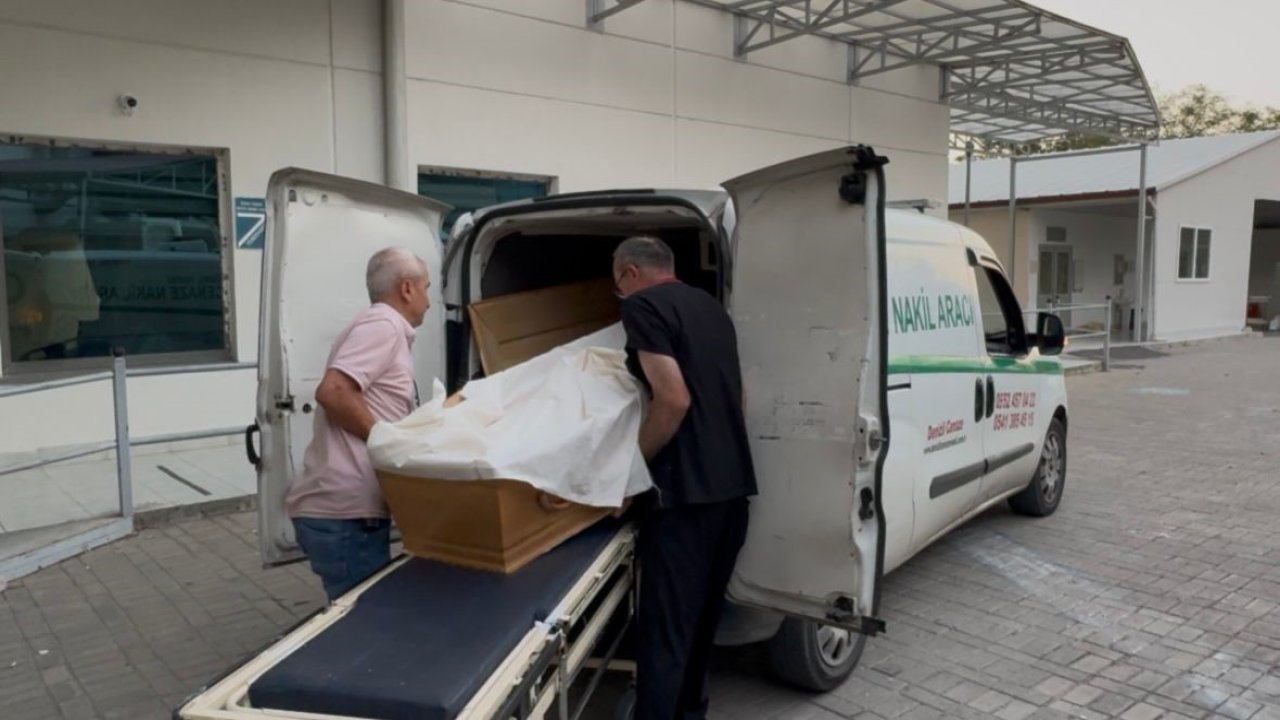 Şakalaşma bıçaklı kavgaya dönüştü: 1 ölü