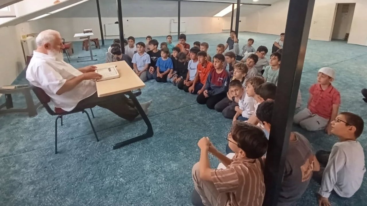 Kur’an kursu öğrencilerine ailenin önemi anlatıldı