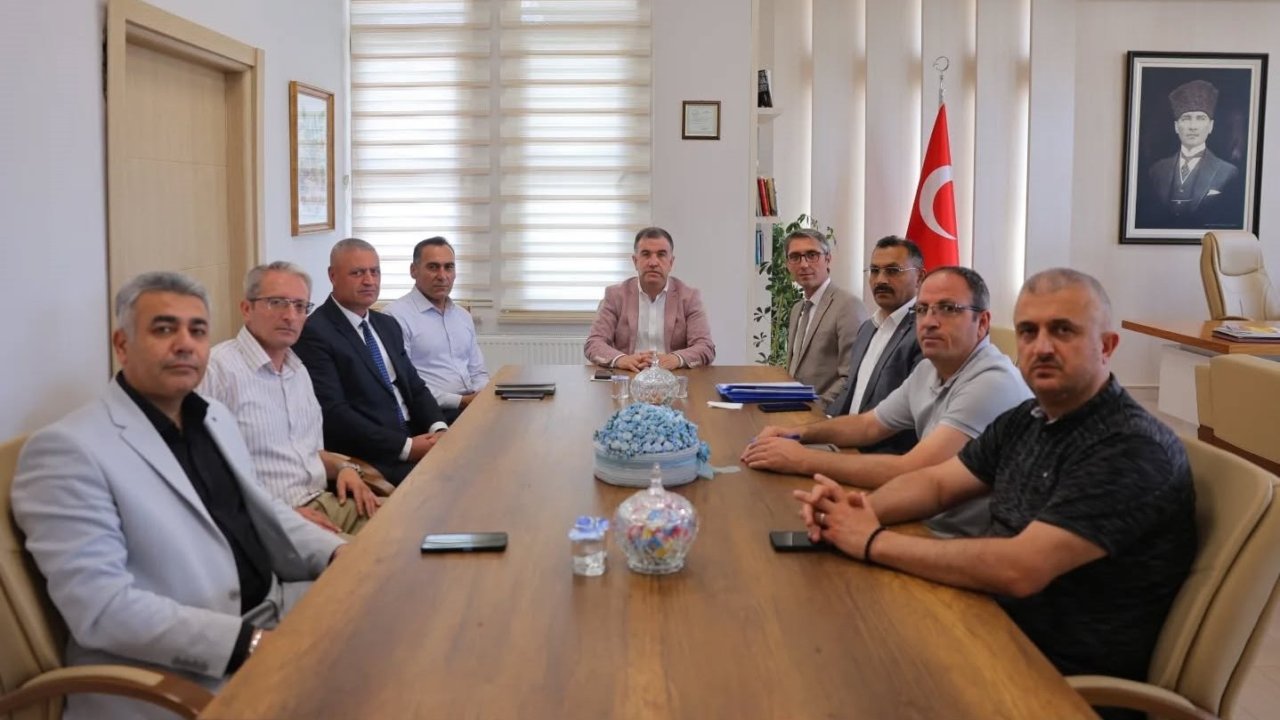 Bayburt’ta yeni eğitim-öğretim yılı öncesi hazırlık toplantısı yapıldı