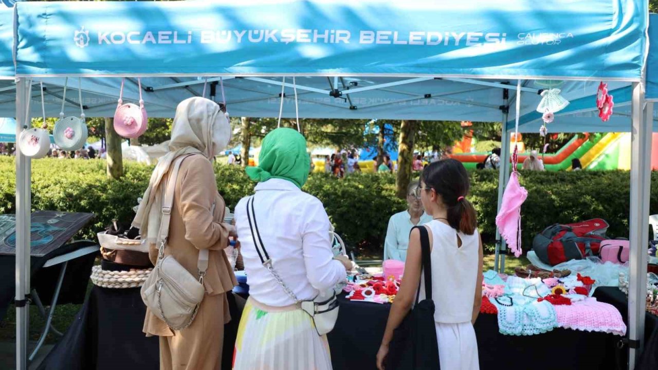 Kadınların el emekleri "Komek Sepeti" ile ekonomiye kazandırılıyor