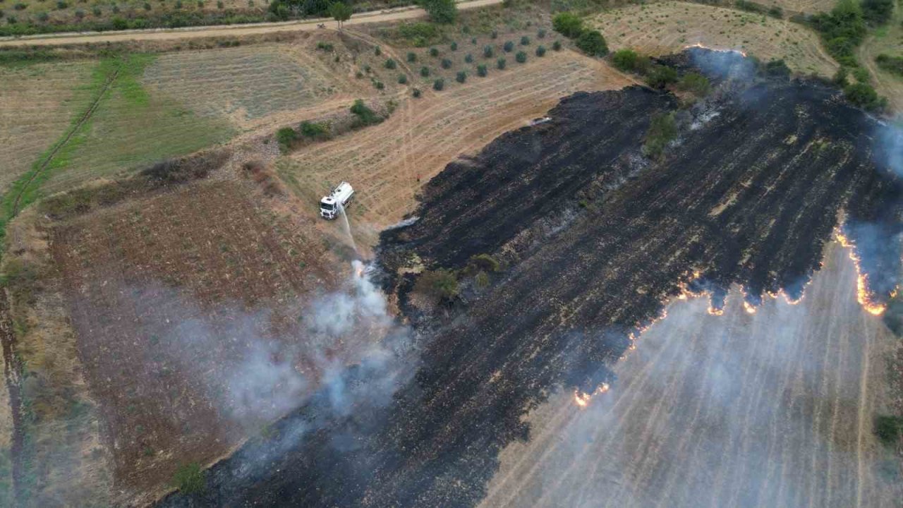 Osmaniye’de anız yangını dron ile görüntülendi