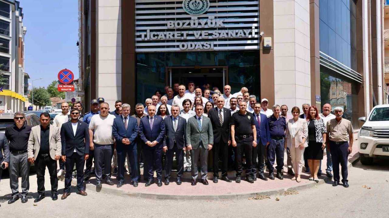 Vali Sözer, muhtarların sorunlarını dinledi