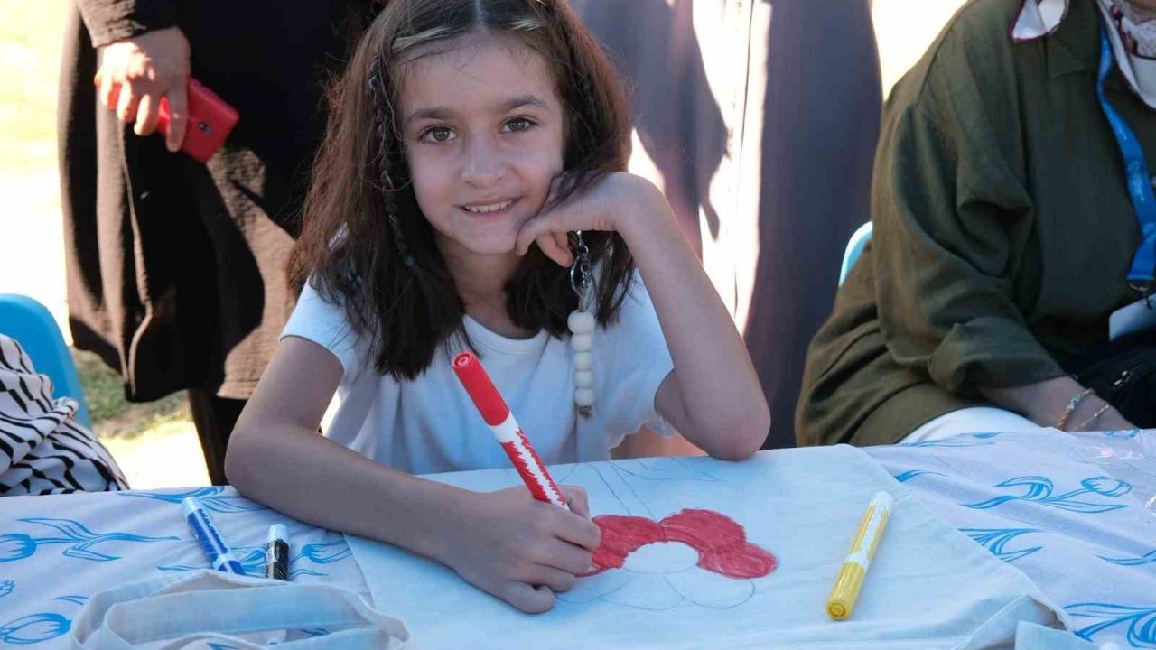 Geleneksel sokak oyunları millet bahçelerine taşındı