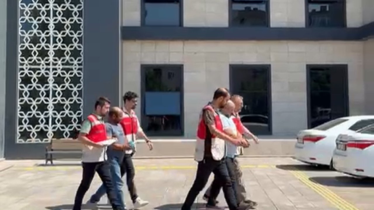 Çanakkale’de 58’er yıl hapis cezasıyla aranan 2 şahıs yakalandı