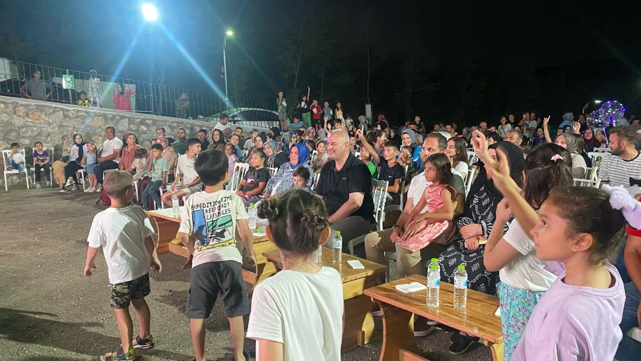 Yaz şenliğinde çocuklar doyasıya eğlendi