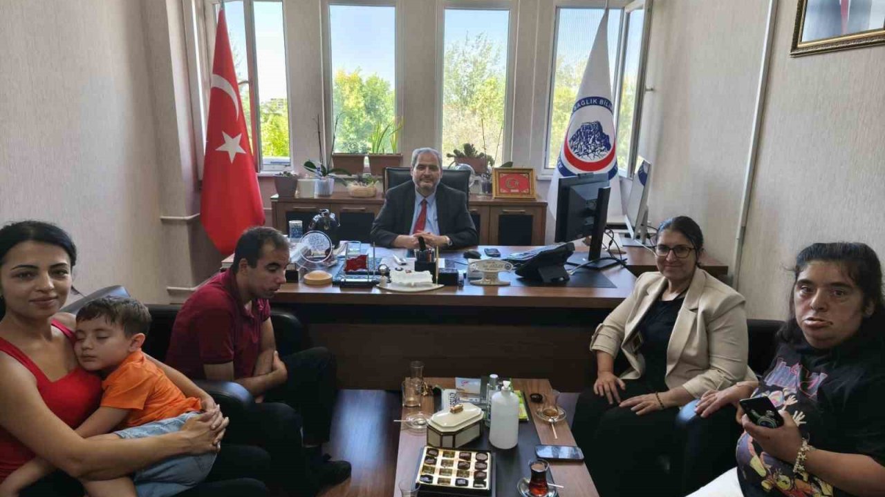 Otizmli bireylerin ailelerine verilecek psikolojik destekler görüşüldü