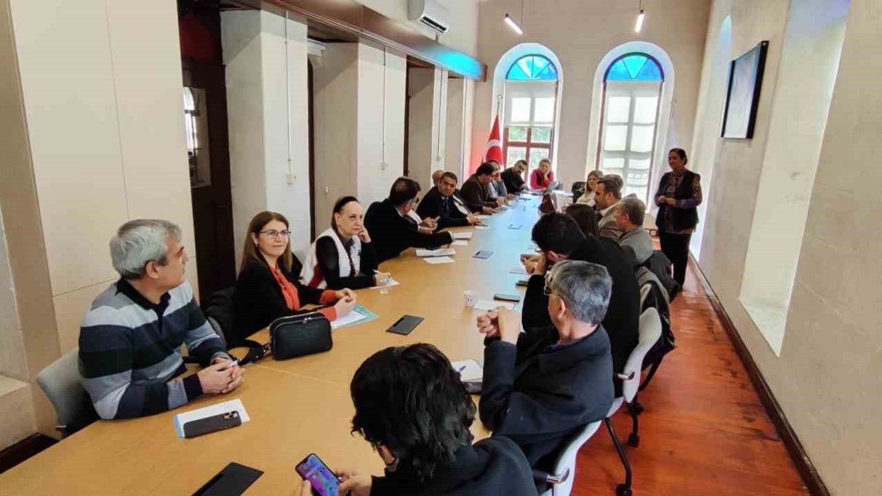 Gaziantep’te ’Eğitimcilerin Yerel Yönetimden Beklentileri’ Çalıştayı düzenlendi