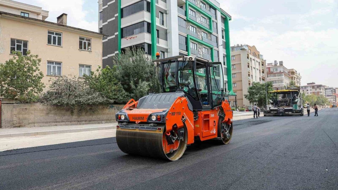 Eski Cezaevi Caddesi’nde asfalt serimine başlandı