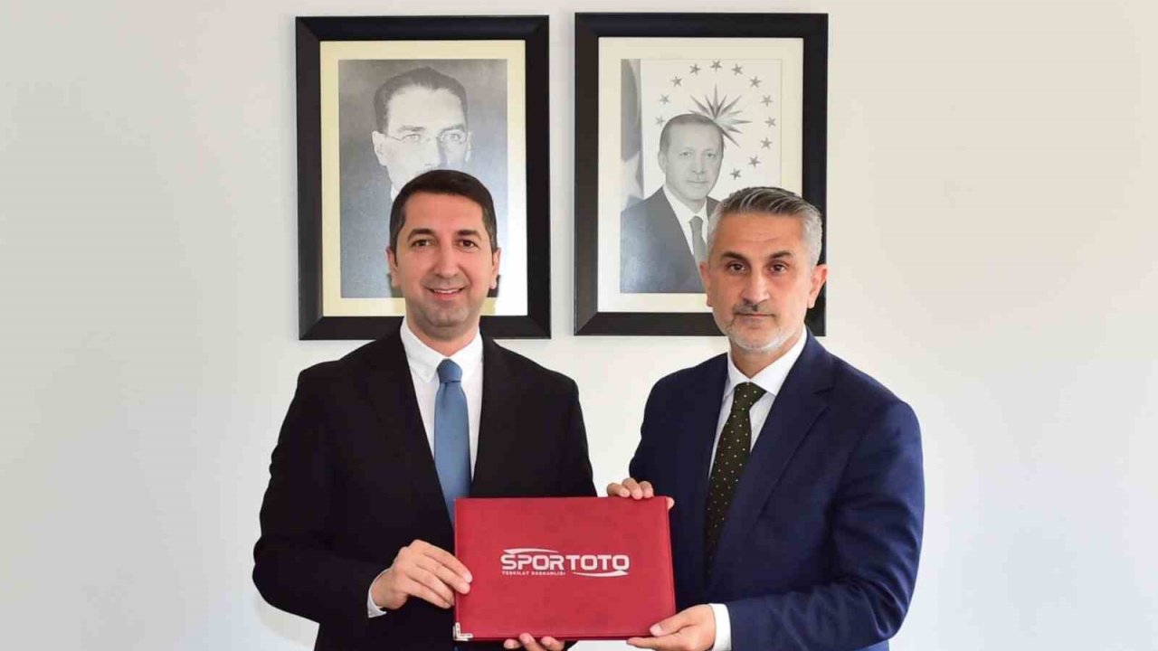 Elazığ’a 8 yeni futbol sahası yapılacak