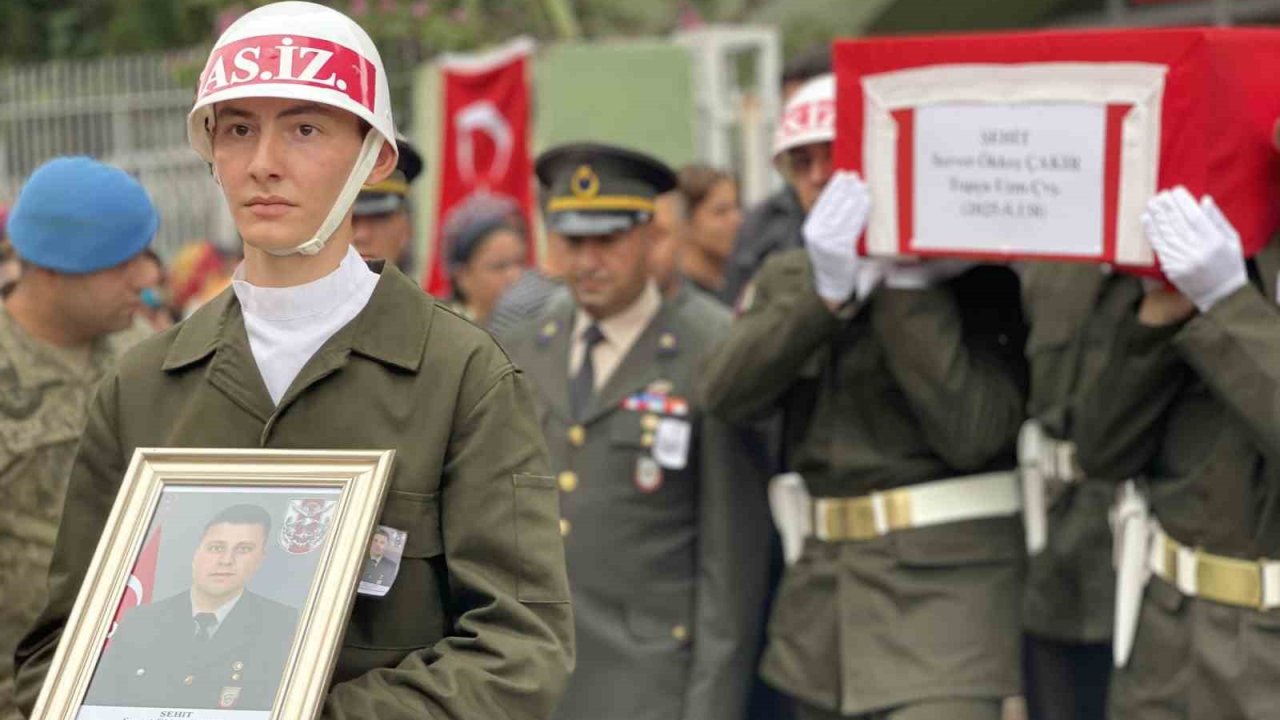 Şehit Uzman Çavuş Çakır, Osmaniye’de son yolculuğuna uğurlandı