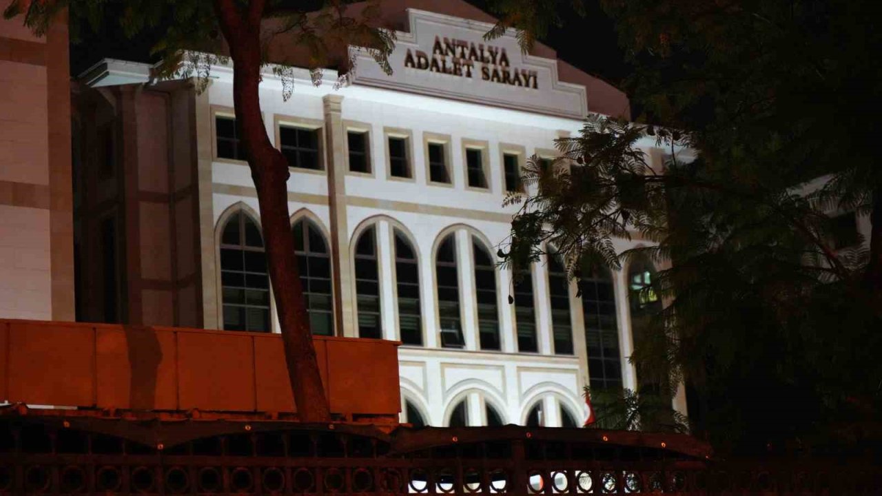 Muhittin Böcek’in gelini Zuhal Böcek tutuklandı