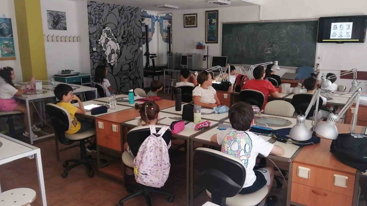 Çocuk Üniversitesi’nde sanat ve hayal gücü buluştu