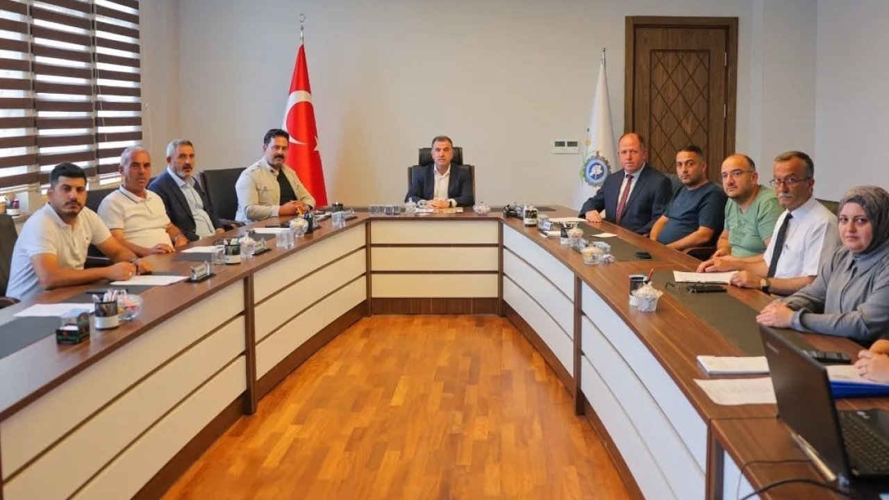 Bayburt İl Özel İdaresi çalışmaları toplantıda değerlendirildi