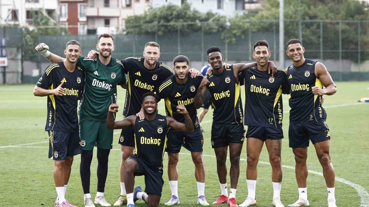 Fenerbahçe, Feyenoord maçı hazırlıklarına devam etti