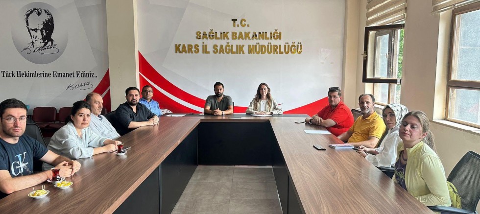 Kars’ta İlçe Hastaneleriyle Hizmet Değerlendirme Toplantısı Yapıldı