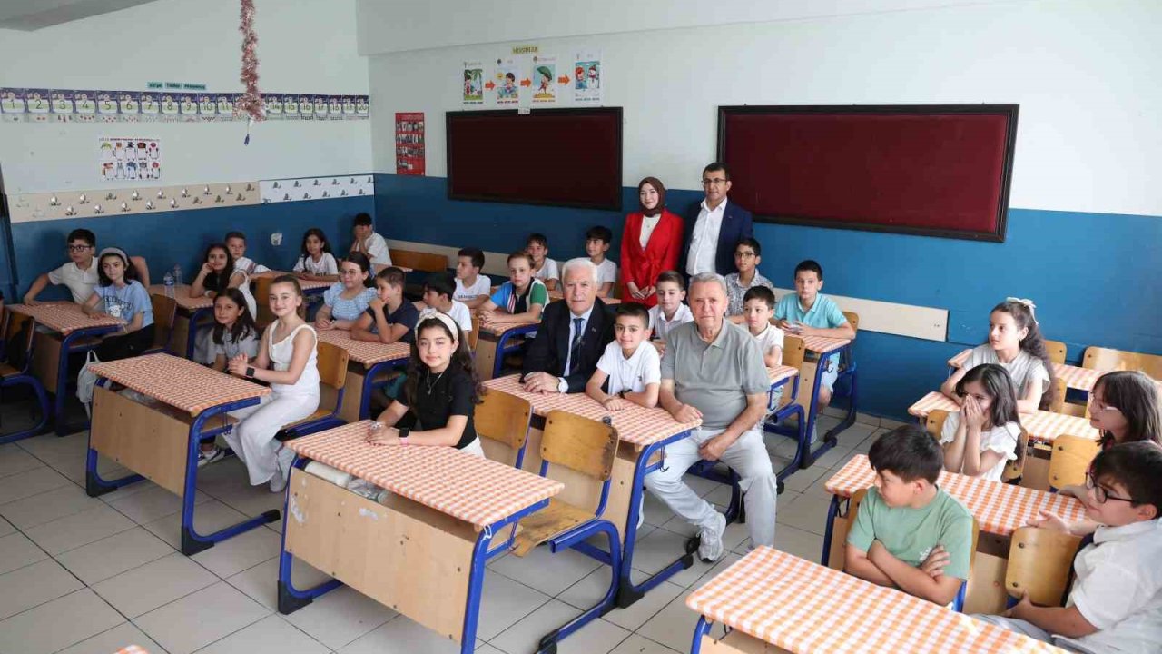 Büyükşehir’den öğrencilere eğitim desteği