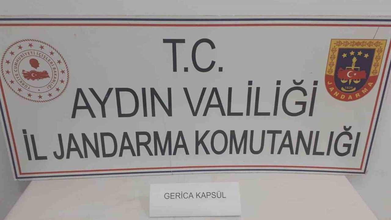 Şüpheli araçtan uyuşturucu çıktı