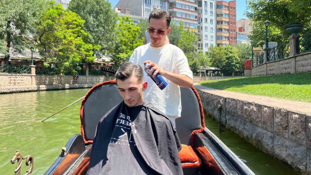 Dükkanda değil su üzerinde saç tıraşı