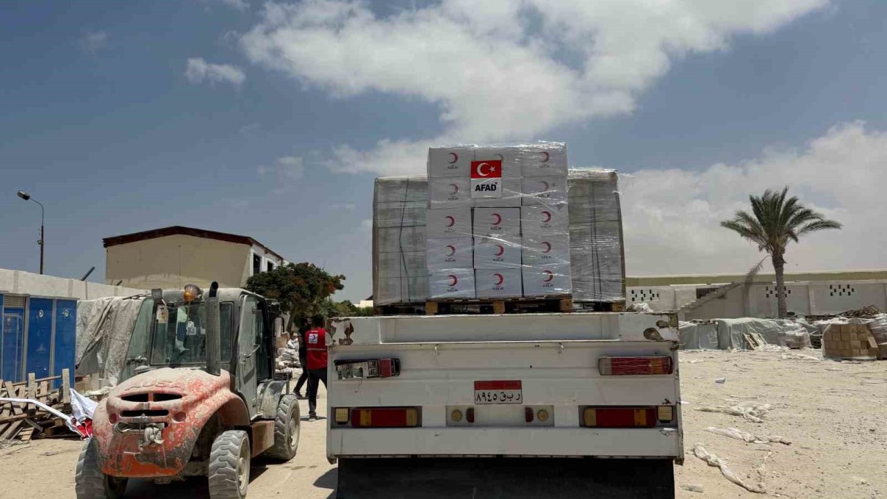 Gazze’ye 165 tırlık umut: Türk Kızılay’dan 3 bin ton gıda yardımı