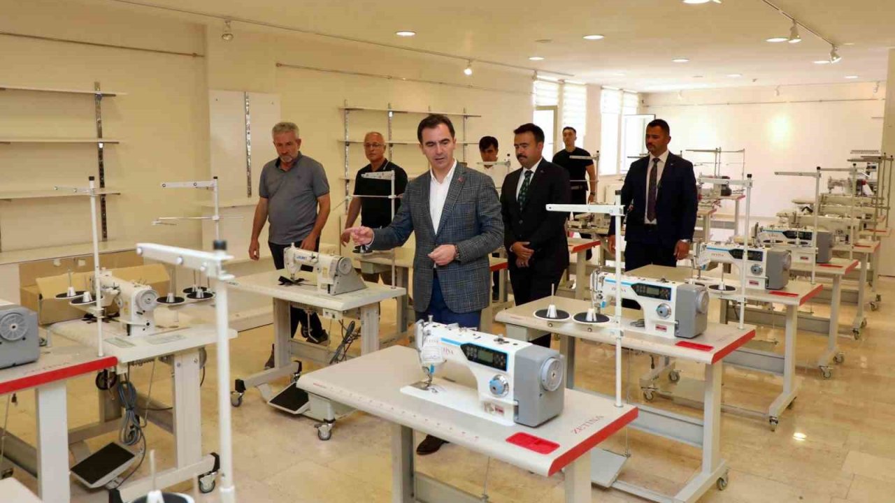 Vali Karkaya’dan Ahlat’ta ziyaretler