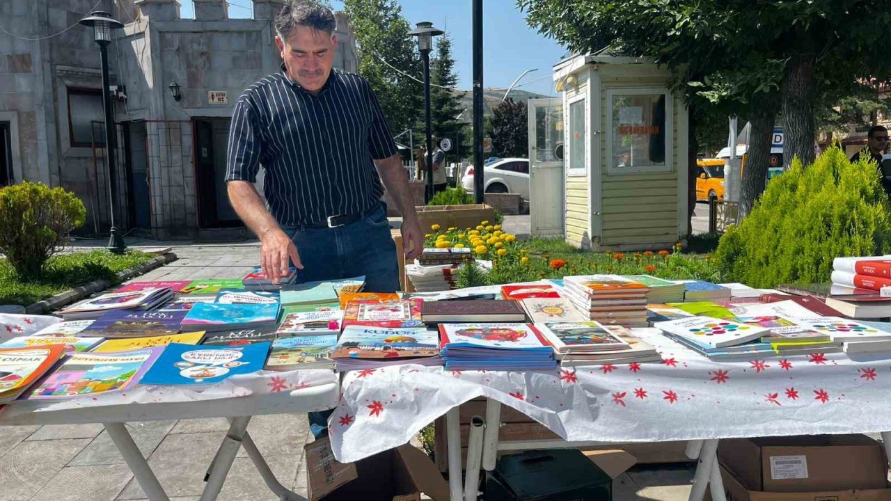 Bayburt’ta yetimler ve ihtiyaç sahibi aileler için hayır çarşısı açıldı