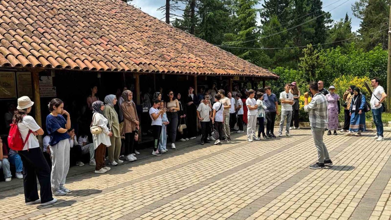 Petek Genç kamp ve gezi programına yoğun katılım