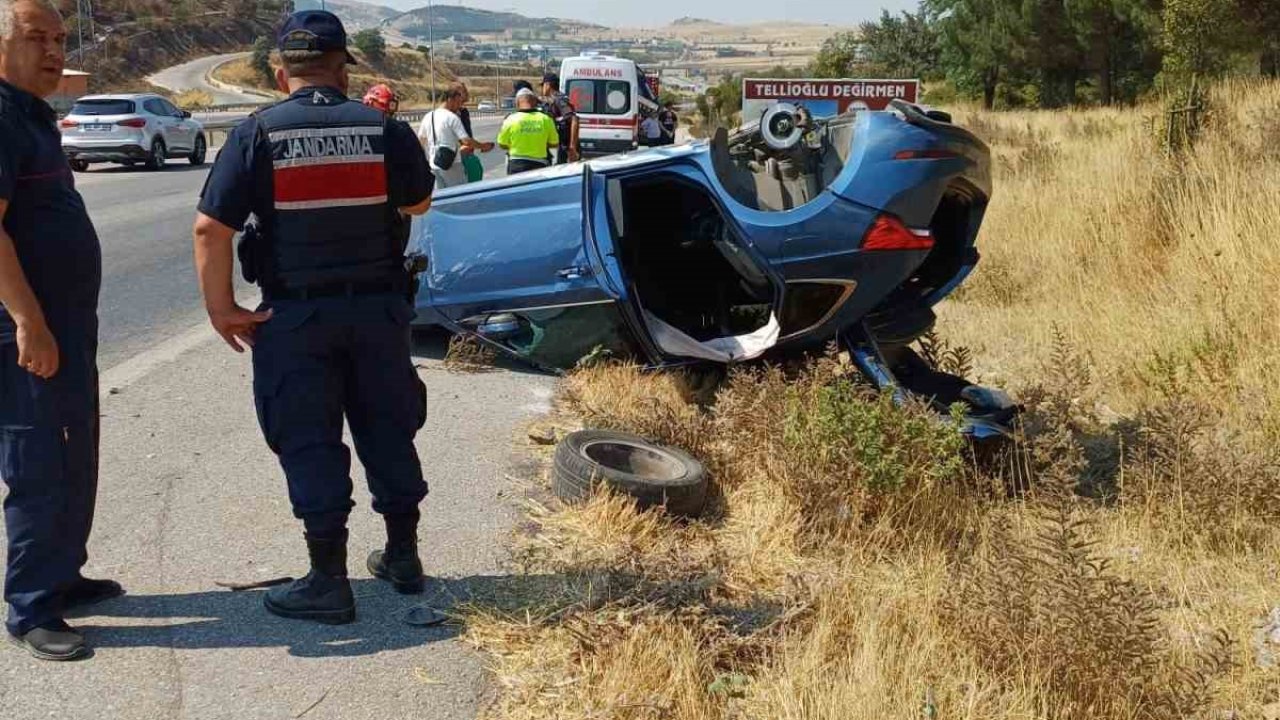 Balıkesir’de otomobil kaza sonrası ters döndü; 1 yaralı