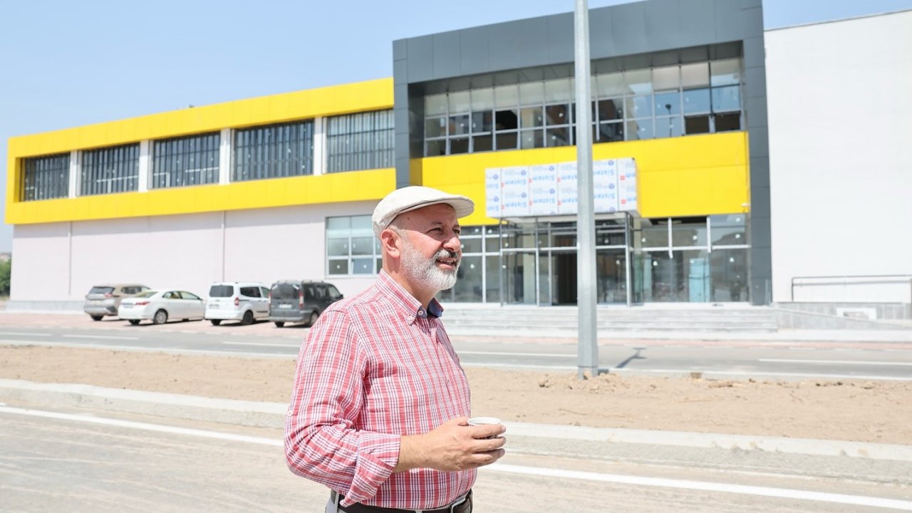 Başkan Çolakbayrakdar: "Hemşehrilerimizin yaşam kalitesini artıracak sosyal alanlar kazandırıyoruz"