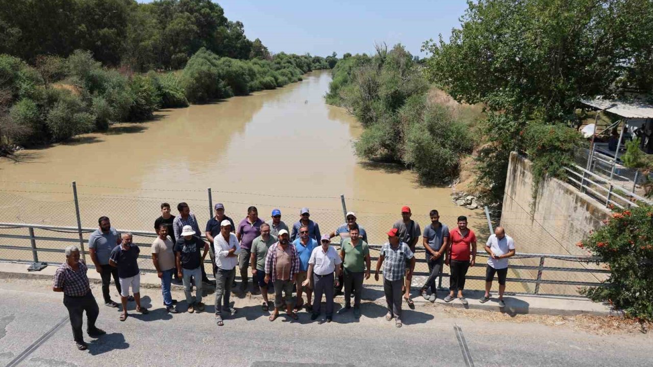 Aydın’da çiftçilerin su eylemi