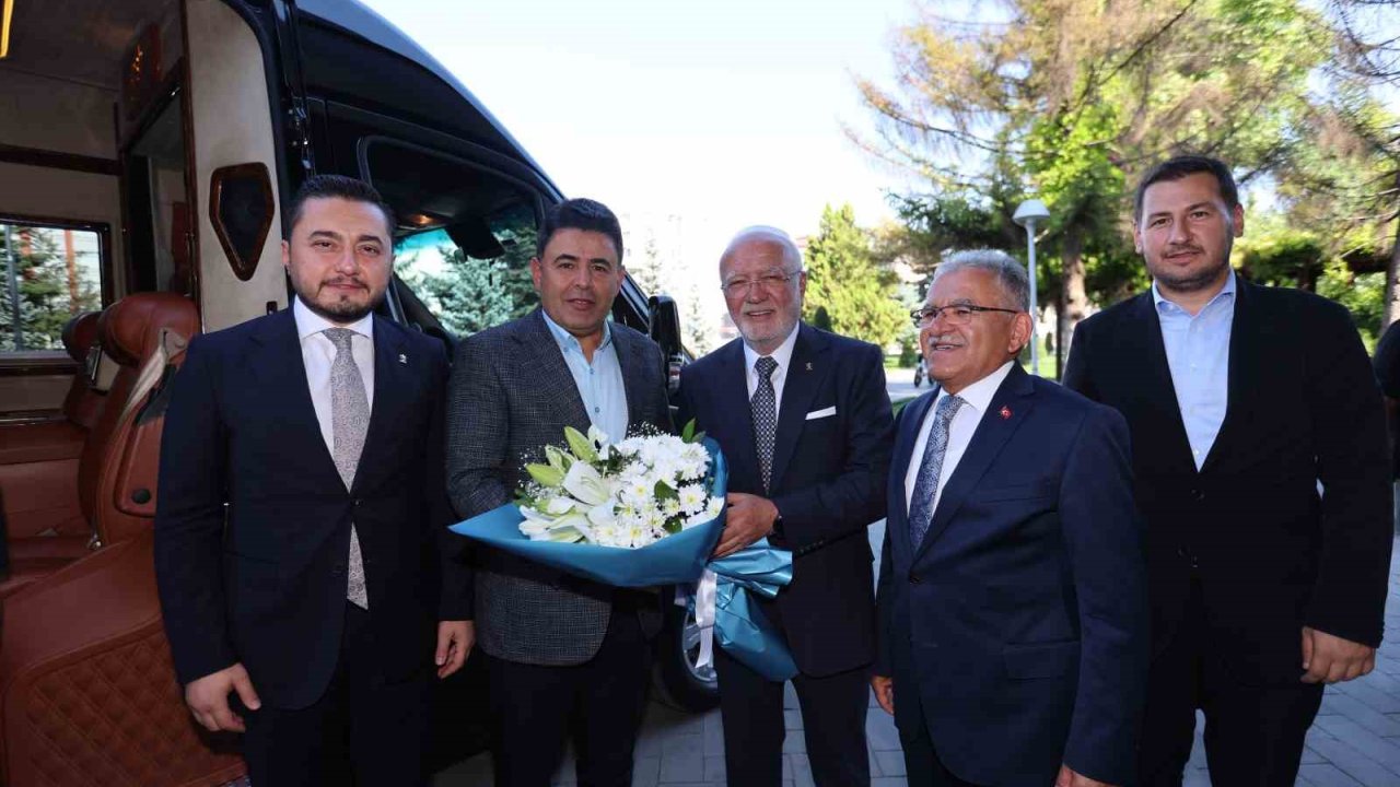 Genel Başkan Vekili Elitaş ve Bakan Yardımcısı Boyraz’dan Başkan Büyükkılıç’a ziyaret