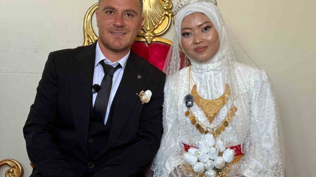 Yüksekova’ya Endonezyalı gelin: Aşkları kıtaları aştı