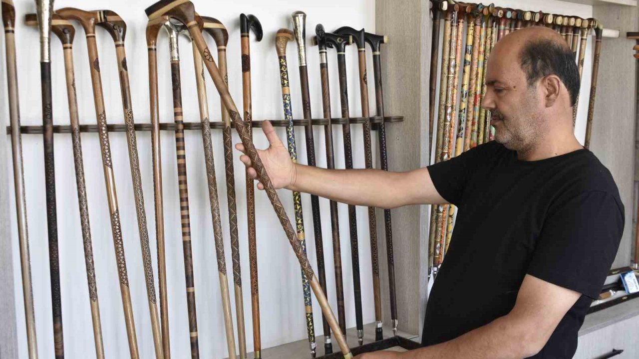 Cumhurbaşkanı Erdoğan ve Bahçeli için özel tasarım baston