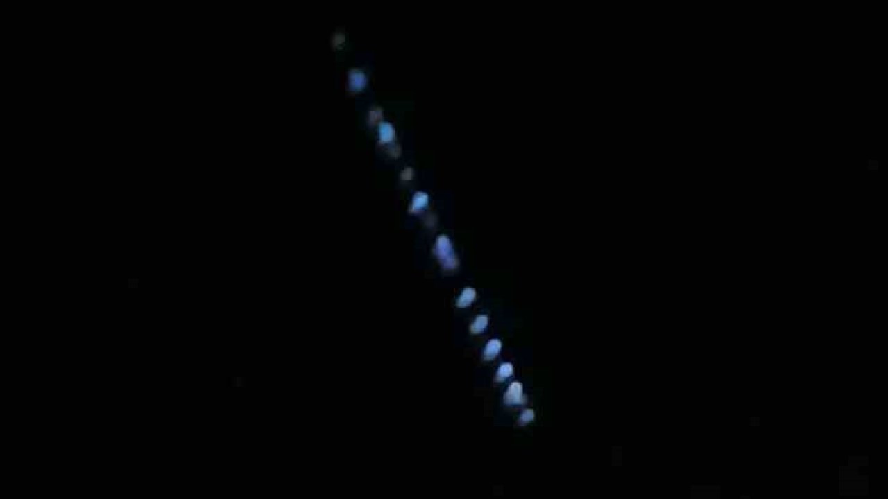 Elon Musk’ın ‘Starlink uydu zinciri’ Erzincan semalarında görüldü