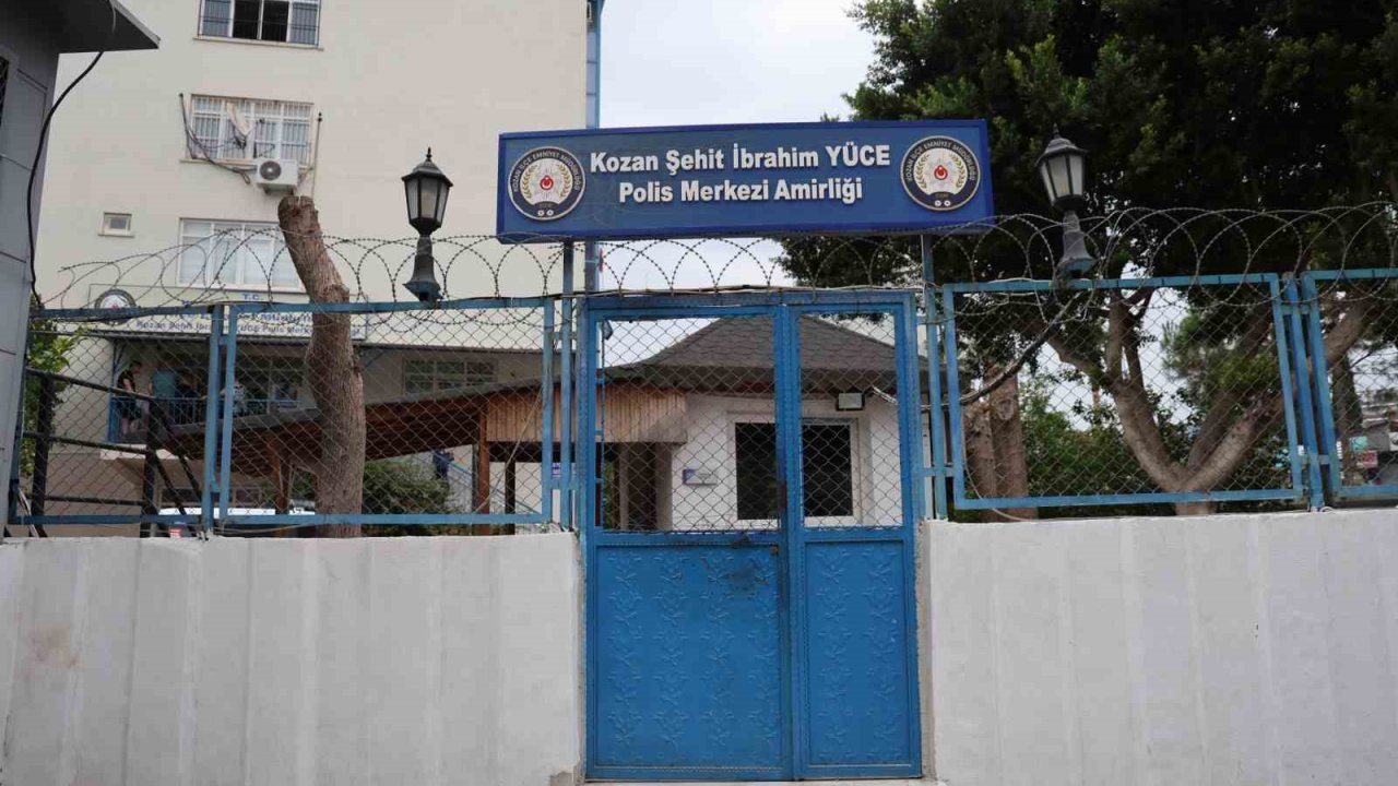 Çektiği 215 bin TL krediyi dolandırıcılara gönderirken önlendi