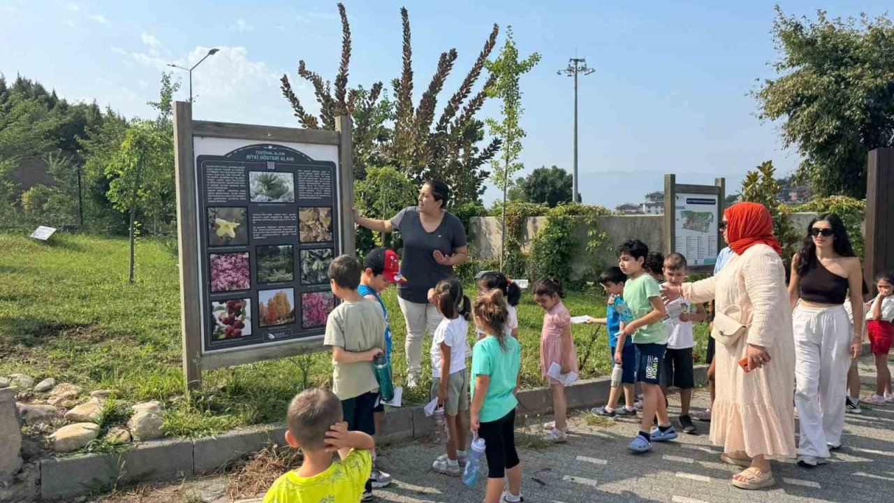 Öğrenciler botanik bahçesinde doğayla buluştu