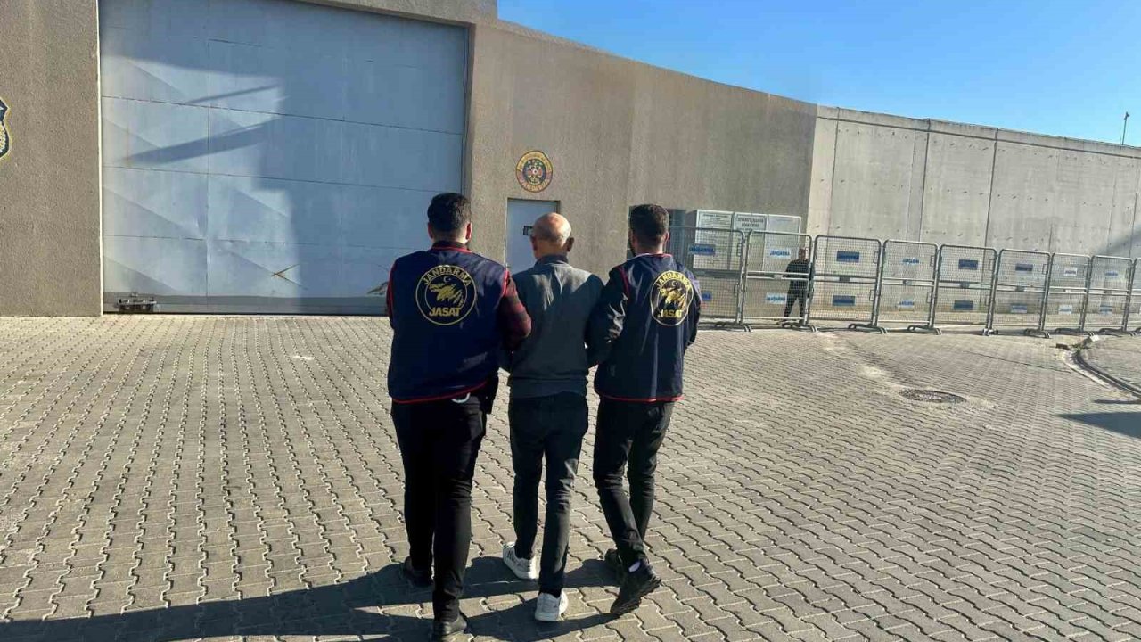 Kesinleşmiş cezası bulunan uyuşturucu taciri yakalandı