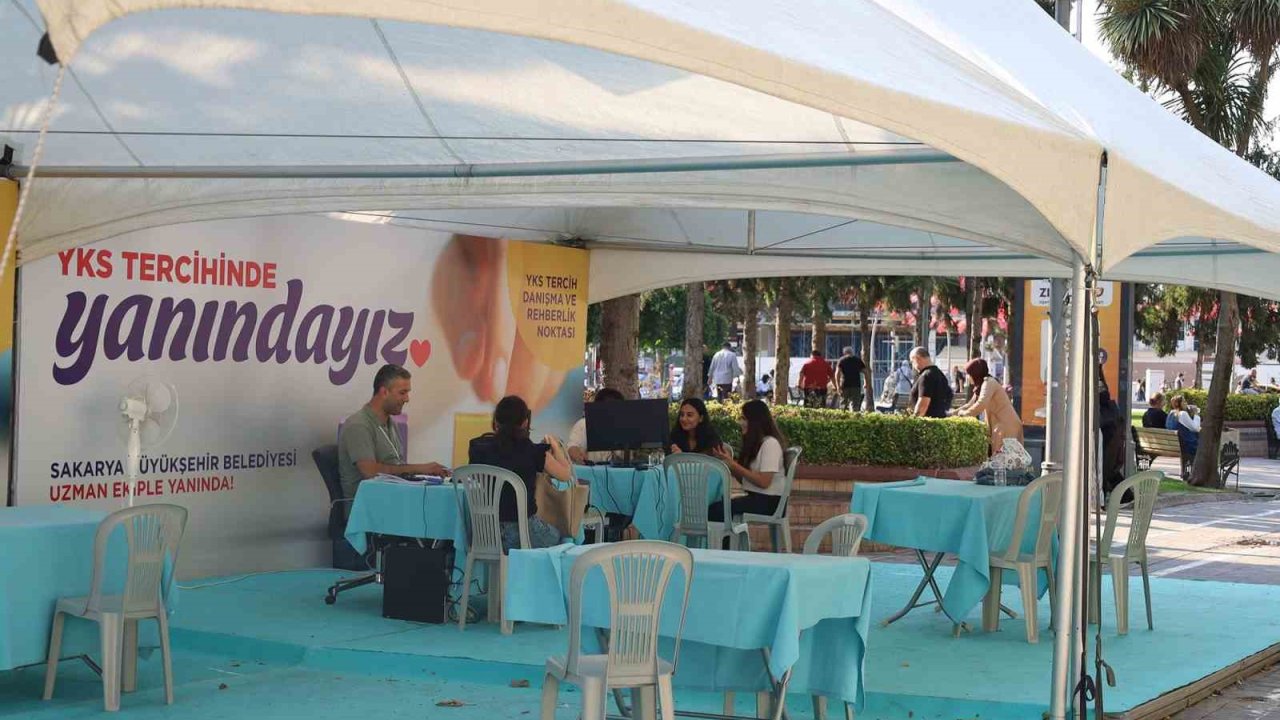 Üniversite hayali kuran 500’ü aşkın öğrenciye tercih danışmanlığı