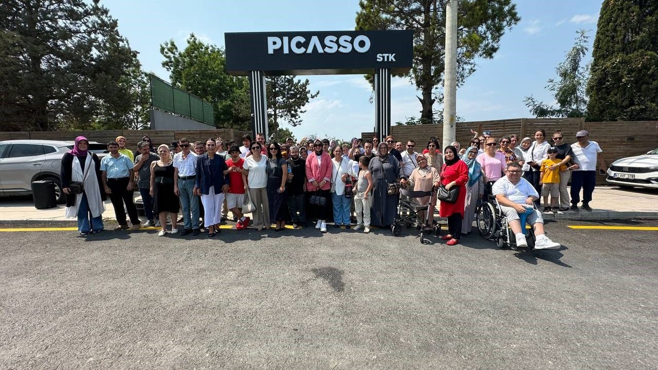 SGM hobi atölyesi öğrencileri ve ailelerinden renkli buluşma