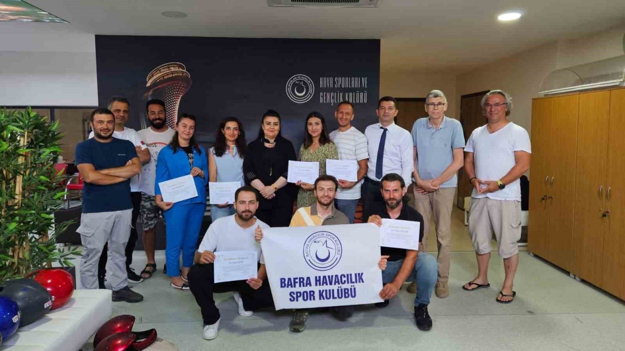 OKA Desteğiyle Bafra’da alternatif turizm güçleniyor: Yeni yamaç paraşütü pilotları yetişti