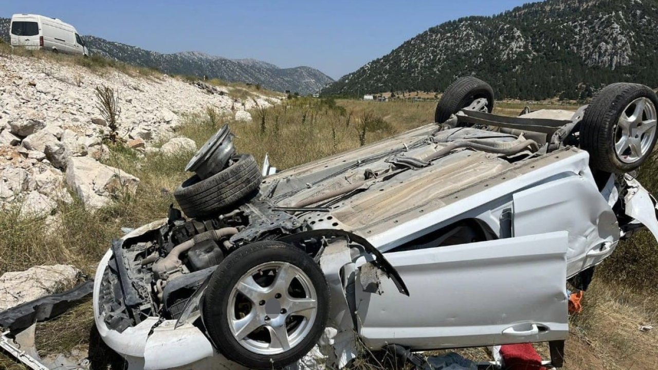 Konya’da otomobil şarampole devrildi: 5 yaralı