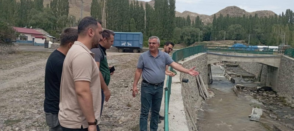Kotan, Kağızman’da Taşkın Kontrol Çalışmalarını Yerinde İnceledi